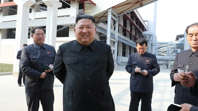 Triều Tiên cuối cùng đã thừa nhận Kim Jong-un không thể bẻ cong thời gian và không gian - Ảnh 1.