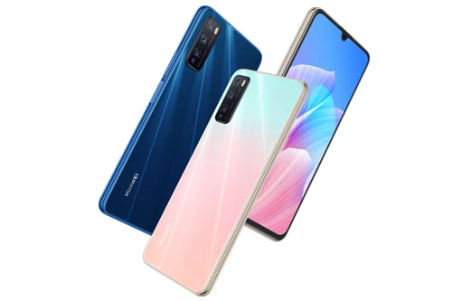 Về màu sắc, Huawei Enjoy Z 5G có 3 tùy chọn gồm Midnight Black, Sky Blue và Pink. Giá bán của phiên bản RAM 6 GB/ROM 64 GB là 1.699 Nhân dân tệ (tương đương 5,54 triệu đồng). Phiên bản RAM 6 GB/ROM 128 GB có giá 1.899 Nhân dân tệ (6,19 triệu đồng). Nếu muốn sở hữu bản RAM 8 GB/ROM 128 GB, khách hàng phải chi 2.199 Nhân dân tệ (7,17 triệu đồng).