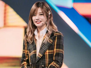 Top 8 mỹ nhân Hoa Ngữ từng là hoa khôi của Học viện Điện Ảnh Bắc Kinh: Toàn ‘tường thành’ nhan sắc