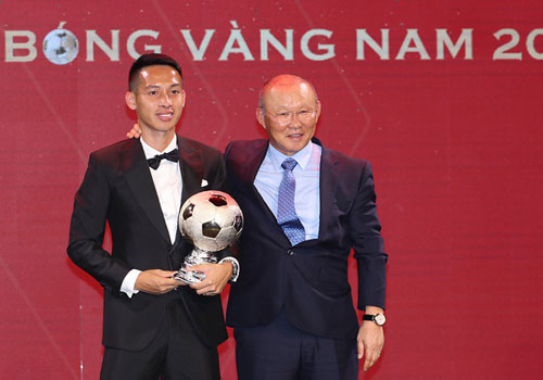 Ngôi sao nở muộn Đỗ Hùng Dũng