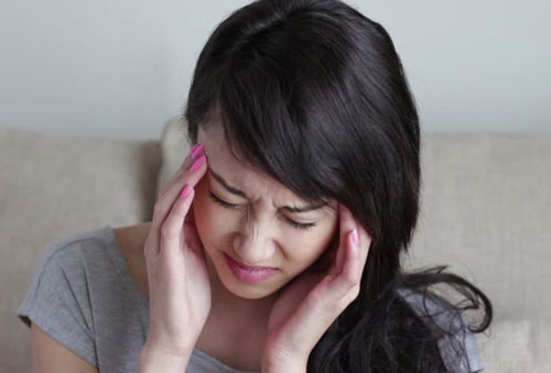 Em chồng đánh mất đôi hoa tai của tôi