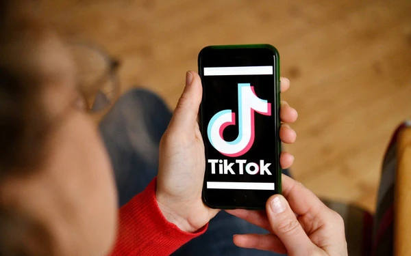 Tiktok vượt mặt Youtube trở thành ứng dụng có doanh thu cao nhất thế giới