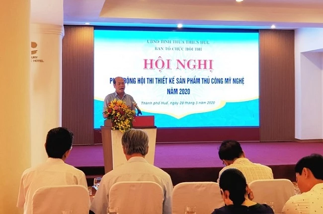 Phó Giám đốc Sở Công thương tỉnh Thừa Thiên Huế Nguyễn Lương Bảy phát biểu tại Hội nghị.