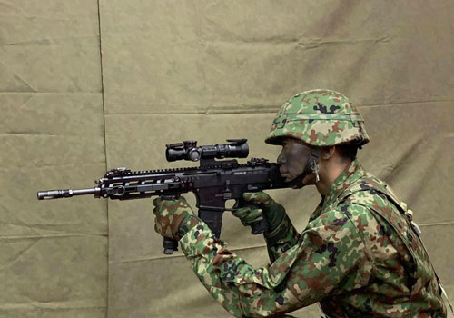 Nhật Bản bất ngờ ra mắt siêu súng trường tấn công mới