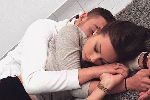 Định dành cho chồng sự bất ngờ nhưng bản thân lại "thất kinh" khi chứng kiến bí mật của chồng