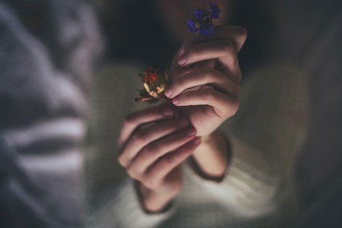 Chồng "ăn chả", vợ cũng có thể "ăn nem" trả đũa