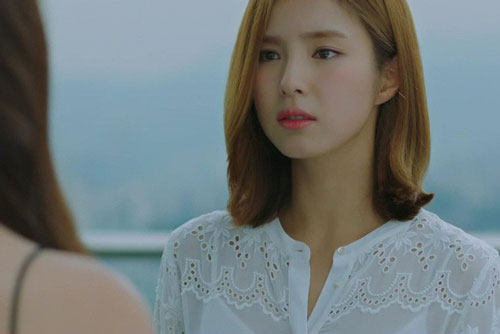 Vợ 'thót tim' vì bất thình lình bị nhân tình của chồng trả giá 200 triệu để ký đơn ly hôn