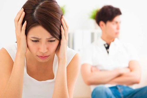 Chồng lấy trộm vàng của vợ để giấu chuyện bị thất nghiệp