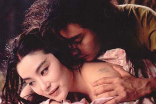 Câu chuyện phía sau cảnh tình cảm của Lâm Thanh Hà và Trương Quốc Vinh