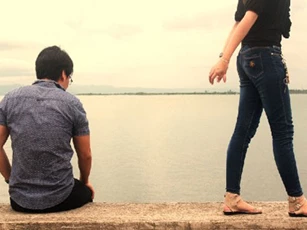 Bỏ người yêu vì chê lông bông, tôi hối hận khi giờ anh mua được nhà