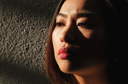 Tôi sắp sinh vẫn phải làm hết việc nhà cho em chồng lười