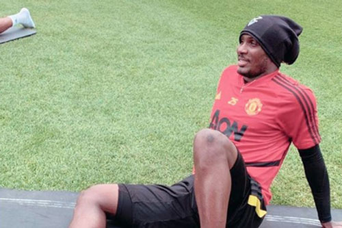 Người đại diện của Ighalo giảm bớt gánh lo cho Man Utd
