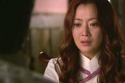 Nhờ bó hoa chồng gửi nhầm ngày sinh nhật, tôi sốc nặng biết bí mật sau đấy