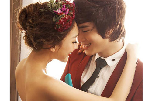 Ê chề khi bị vợ giàu "cắm sừng"