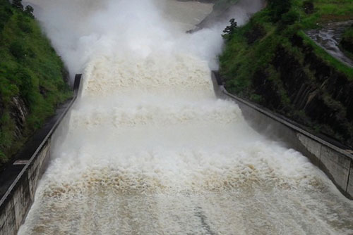 Khẩn trương rà soát, kiểm tra hệ thống đê điều, hồ đập, công trình xung yếu