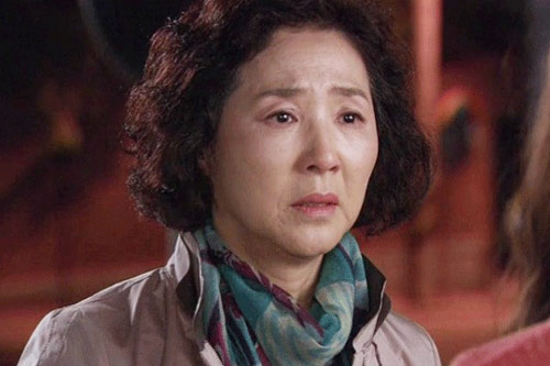 Chảy nước mắt khi nhắc đến con dâu mất nết