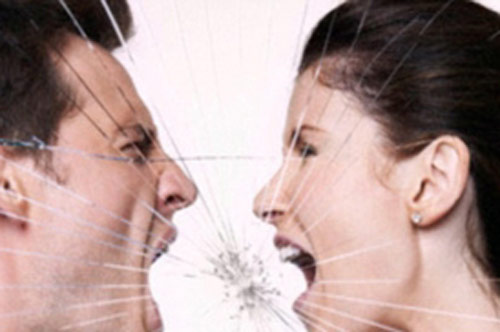 8 điều lúc cãi nhau các đôi đừng làm nếu không muốn xa nhau mãi