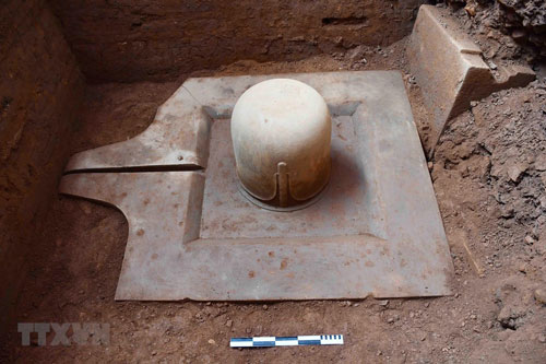 Phát hiện bộ Linga-Yoni liền khối thế kỷ IX lớn nhất Việt Nam