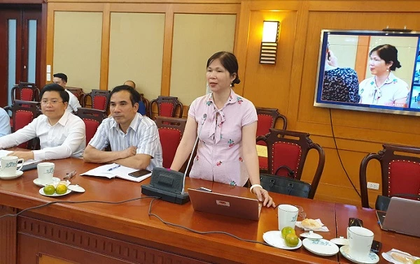 Bà Phạm Thị Lý - GĐ Trung  tâm Doanh nghiệp Phát triển và Hội nhập phát biểu tại Hội nghị