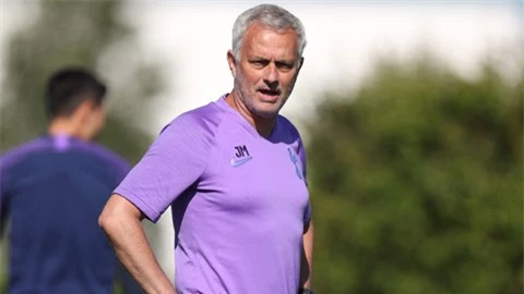 HLV Jose Mourinho: 'Tottenham muốn được thi đấu lắm rồi'