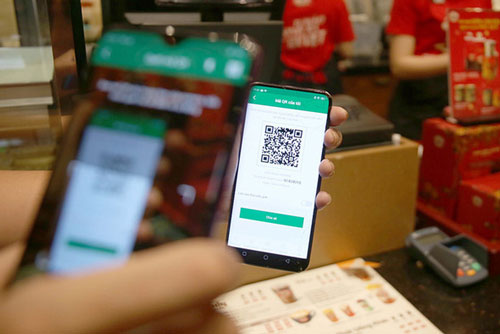 Ví điện tử đồng loạt yêu cầu người dùng gửi ảnh chân dung