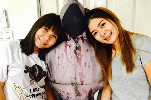 Phát hoảng với mẫu gối ôm xác ướp kinh dị khiến người nằm cạnh "khóc thét"