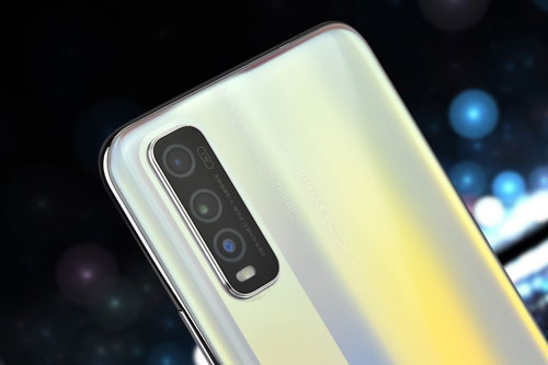 Smartphone 5G, RAM 8 GB, pin 4.500 mAh, giá hơn 7 triệu