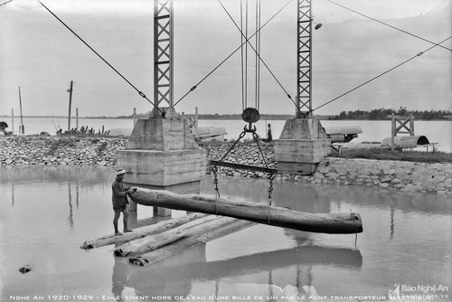 Những hình ảnh quý hiếm về cảng Bến Thủy sầm uất gần một thế kỷ trước