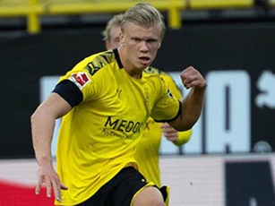 Dortmund mất Haaland và Dahoud ở trận đấu với Paderborn