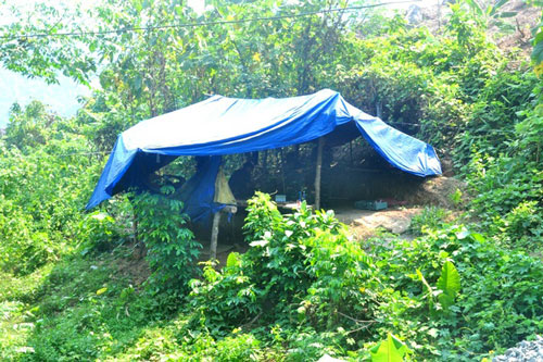 Quảng Nam: Xô xát ở bãi vàng, 2 người thương vong