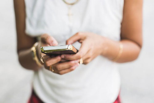 Tôi bị nhà chồng 'tẩy chay' sau lần nổi ghen đòi bỏ nhà đi