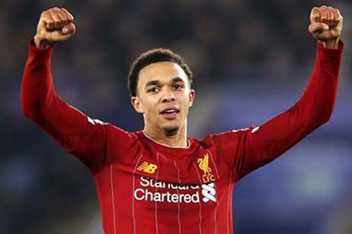 Alexander-Arnold nên đá tiền vệ ở Liverpool
