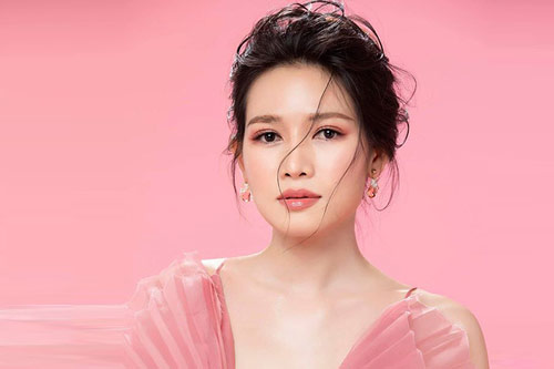 Văn Phượng cố gắng để... xấu xí