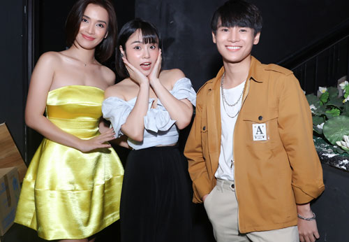 Thái Trinh: 'Cảm ơn người đã bỏ rơi tôi'