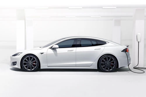 9. Tesla Model S 2020.