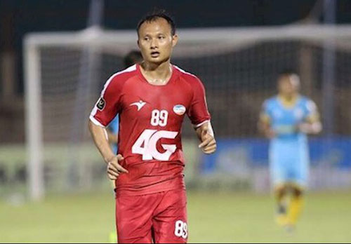 HLV Park Hang Seo 'đứng ngồi không yên' với chấn thương của các học trò