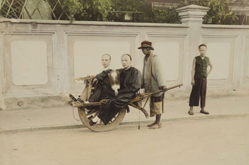 Loạt ảnh triều nhà Thanh nửa cuối thế kỷ 19: Khoảng cách giữa giới thượng lưu, trung lưu và bình dân khiến người xem phải ngỡ ngàng