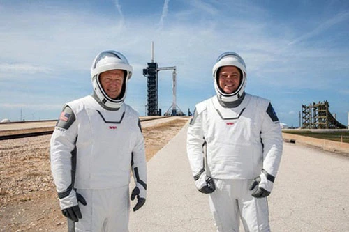 Hai nhà du hành Robert Behnken và Douglas Hurley - Ảnh: NASA