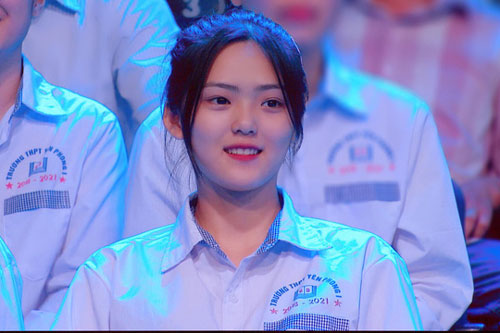 Nữ sinh 'gây sốt' hơn cả chủ nhân vòng nguyệt quế Đường lên đỉnh Olympia