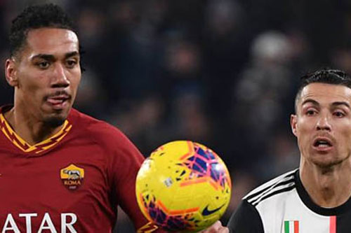 M.U cho phép Roma tiếp tục mượn Smalling