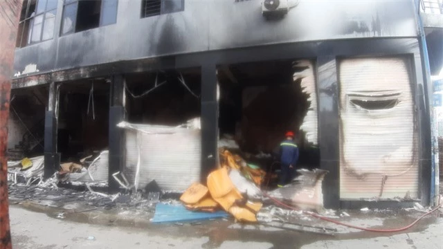 Điều tra nguyên nhân vụ cháy nhà 2 tầng khiến 1 người thiệt mạng - Ảnh 9.