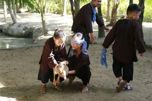 Đoan Trang không ngại khi con gái thể hiện “thái độ” trên sóng truyền hình - 2 Đoan Trang không ngại khi con gái thể hiện “thái độ” trên sóng truyền hình - 2