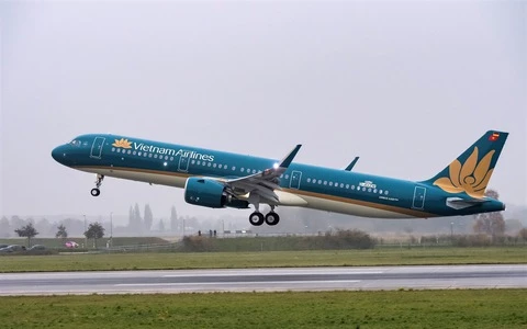 Trong tháng 6, Vietnam Airlines mở thêm 6 đường bay nội địa.