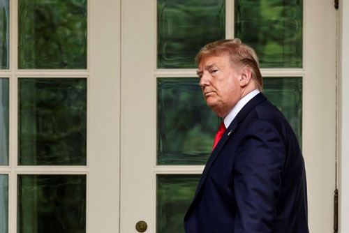 Tổng thống Trump đối mặt những ngày "giông bão" nhất trong nhiệm kỳ