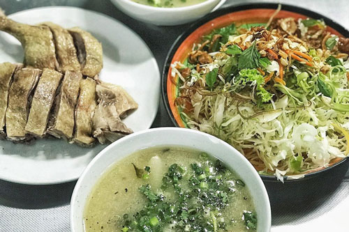 Đổi vị với 4 địa điểm cháo gỏi vịt ngon ở TP.HCM