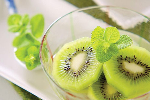 Chuyên gia chia sẻ về lợi ích "vàng" của trái kiwi, ai cũng nên biết