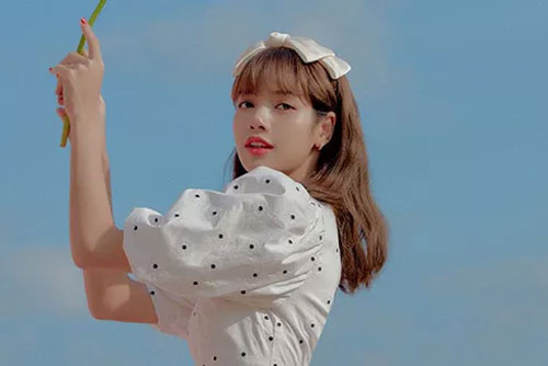 YG công khai xin lỗi vì Lisa (BLACKPINK) bị quản lý lừa hơn 8 triệu USD