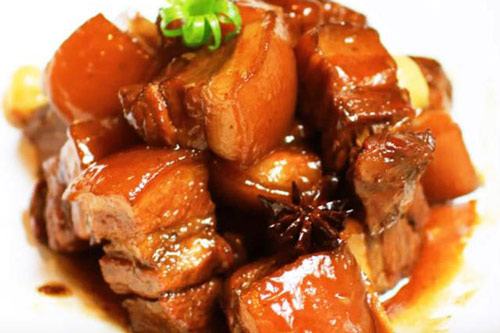 Nhờ thêm thứ gia vị đặc biệt này vào món thịt kho tàu thơm ngon gấp bội phần, cả nhà thi nhau gắp