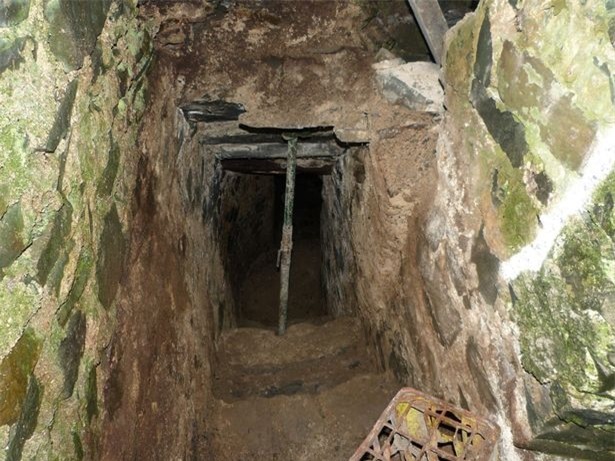 Căn phòng bí ẩn đóng kín suốt 500 năm.