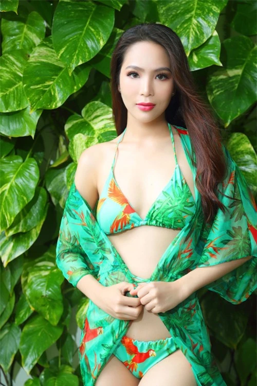 Dương Kim Ánh mặc đồ họa tiết khoe body - 12